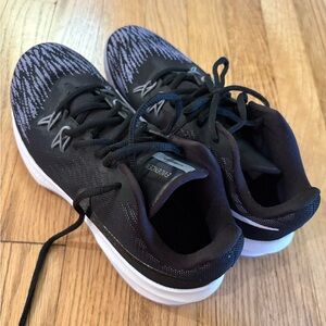 Nike Black Purple Athletic Shoes